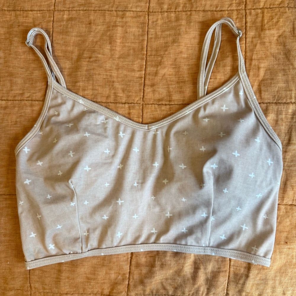 Kortni Jeane V’d Crop swim bikini top